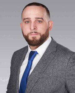 Collier's Virgilio Fernandez